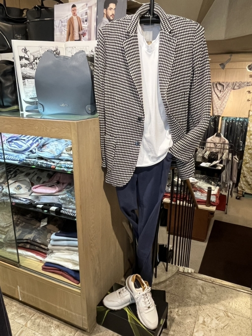 初夏の装いに爽やかなMarineスタイル—2025年シーズン新作のご紹介